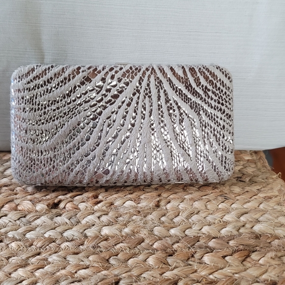 Wallet - Picture 2 of 6